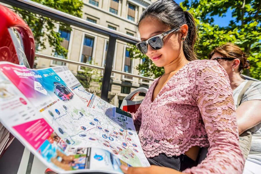 Barcelona: City Sightseeing Hop-On Hop-Off Bus Tour - Why Barcelona works well from the top deck