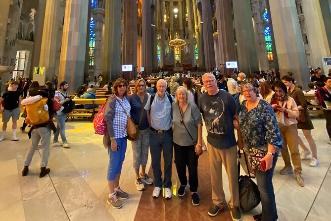 Barcelona City Tour: Gothic Pedrera, Sagrada Familia & Park Güell - How the small group changes the day