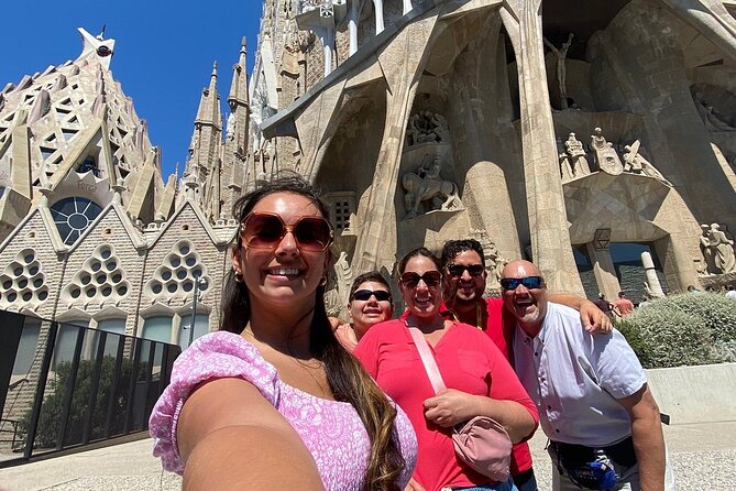 Barcelona City Tour: Gothic Pedrera, Sagrada Familia & Park Güell - Who should book this Barcelona day?