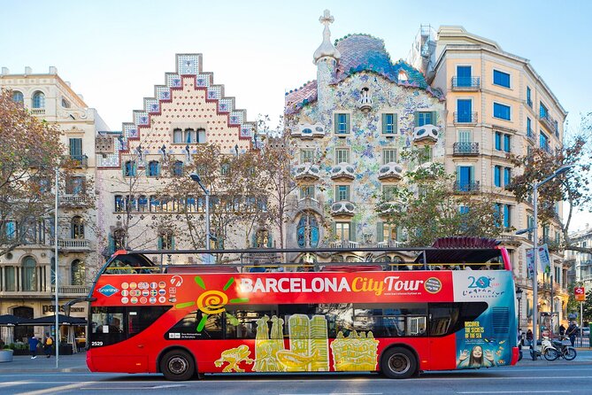 Barcelona City Tour Hop-On Hop-Off with Optional Boat - Casa Milà, Casa Batlló, and the central city stops