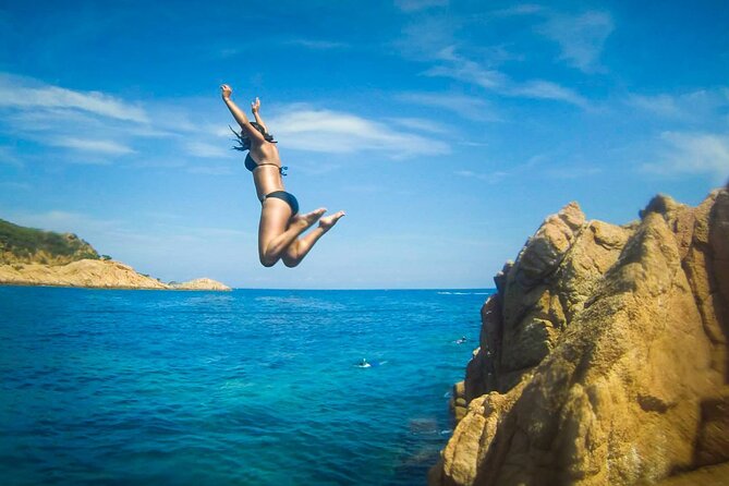 Barcelona: Costa Brava Easy Hike, Snorkel, Cliff-Jump & Meal - Leaving Barcelona for the Costa Brava