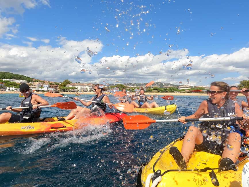 Barcelona: Costa Brava Kayak and Snorkel Tour with Lunch - A picnic lunch beside the sea