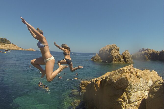 Barcelona Costa Brava Kayak, Snorkel & Cliff Jump Day Tour - From Barcelona streets to S’Agaró’s rocky coast