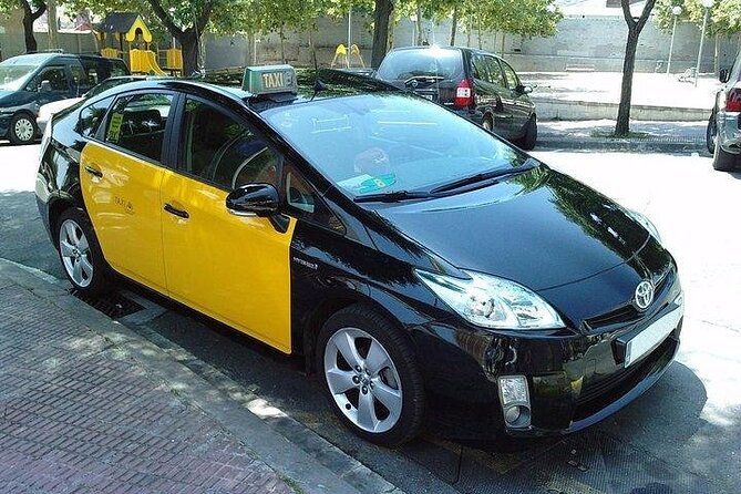 Barcelona Cruise port to city or Airport Private Transfer - A simple ride from Barcelona’s port to the city or airport