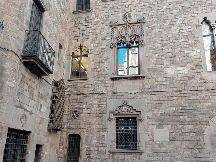 Barcelona: Curious Legends and Traditions of Old Town Tour - The Bishop’s Bridge and the marks of time