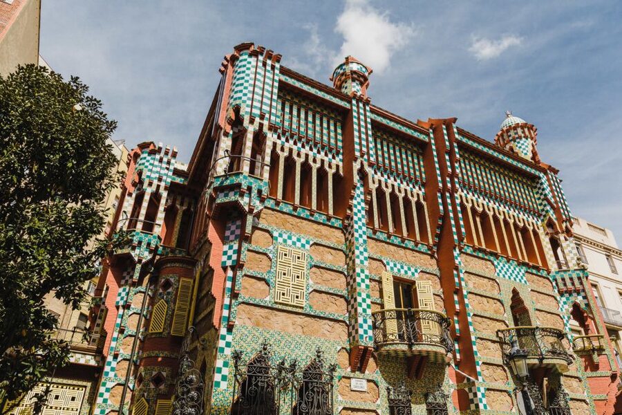 Barcelona: Discover Gaudí, Sagrada Familia, and Park Güell - Is $158 per person fair?