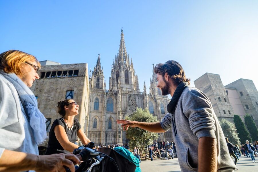 Barcelona eBike Tour with Wine and Tapas Experience - The guides make the difference