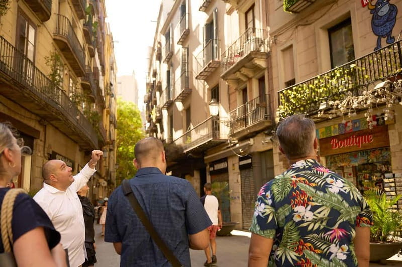 Barcelona: El Born Gourmet Food & Wine Small Group Tour - Why El Born is such a good setting for a food tour