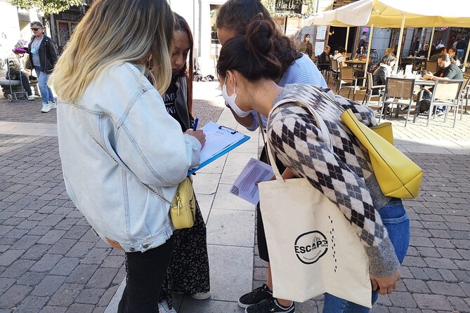 Barcelona escape game, time travel - Following the secret route through Ciutat Vella