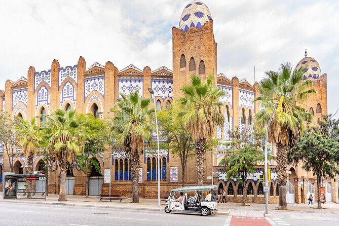 Barcelona Expert Plus Tour with Local Guide in Eco Tuk Tuk Private - How the tour length changes your day