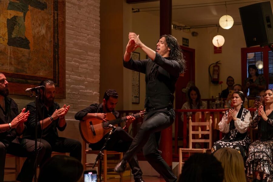 Barcelona: Flamenco Show with Dinner at Tablao de Carmen - Why Tablao de Carmen works as a Barcelona night out