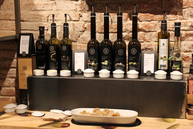 Barcelona Flamenco & Tapas Semi Private or Private Experience - Why This Barcelona Evening Works