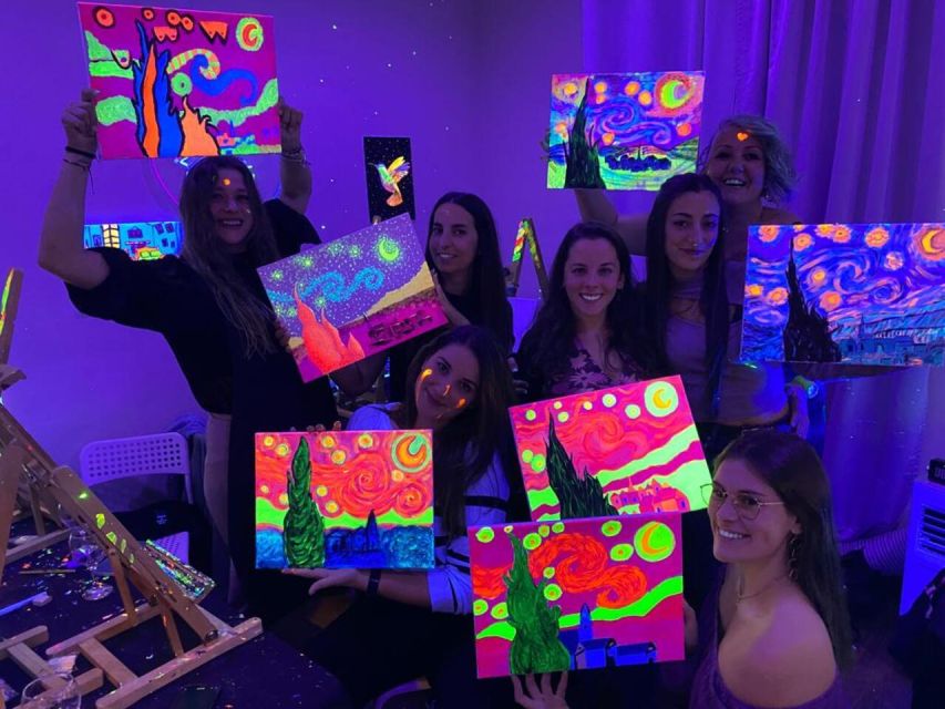Barcelona: Fluorescent Paint and Wine Workshop - Key points to know before booking