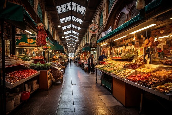 Barcelona Food Markets Private Tour with Tastings - The private format and guide experience
