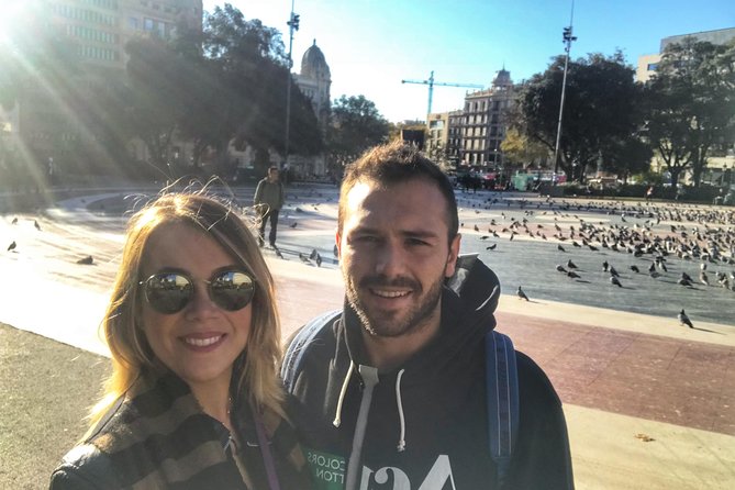 Barcelona Food Tour: Market & Gothic Quarter with Expert Guide - Morning or evening: which departure suits you?