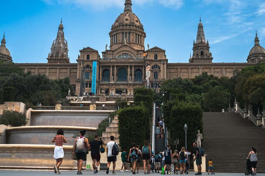 Barcelona from the heights to the sea: Montjuïc, Cable Car, and Beach - Key points at a glance