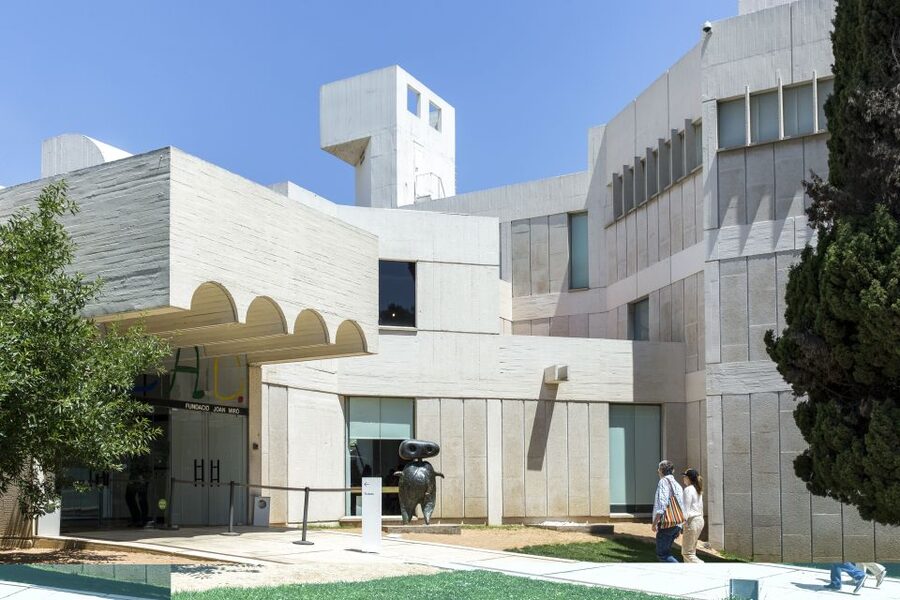 Barcelona: Fundació Joan Miró Skip-the-Line Entry Ticket - Following Miró’s artistic development