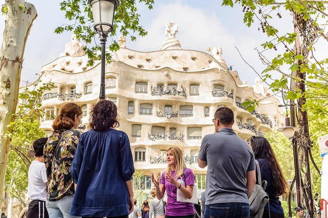 Barcelona Gaudi and Sagrada Familia Tour - What the 2.5-hour schedule really gives you