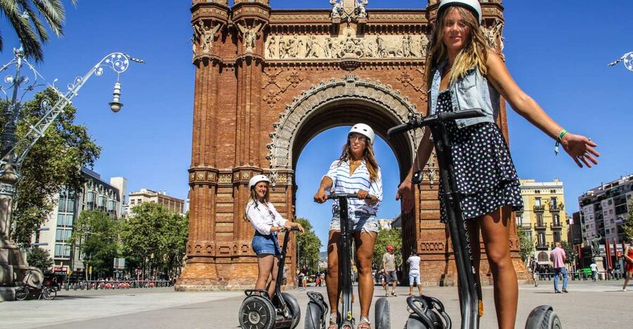 Barcelona: Gaudi Guided Segway Tour - Eixample reveals Gaudi’s Barcelona