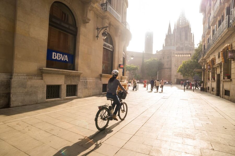 barcelona: Gaudi Highlights eBike tour - Safety, comfort, and who should skip it