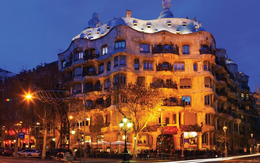 Barcelona: Gaudí Sightseeing Guided Segway Tour - Port Vell connects the Old City with the sea