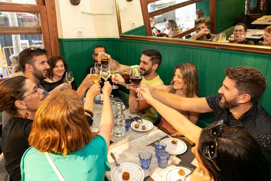 Barcelona: Gaudi Tapas & Wine Tasting Small Group Tour - Casa Batllo: Gaudi’s fantasy in 30 minutes