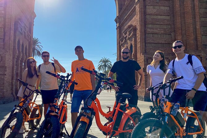 Barcelona: German guided tour by bike or e-bike - Starting at Arc de Triomf and Ciutadella Park
