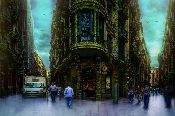 Barcelona Ghosts & Legends Tour - The stories: ghosts, legends, crime, and punishment