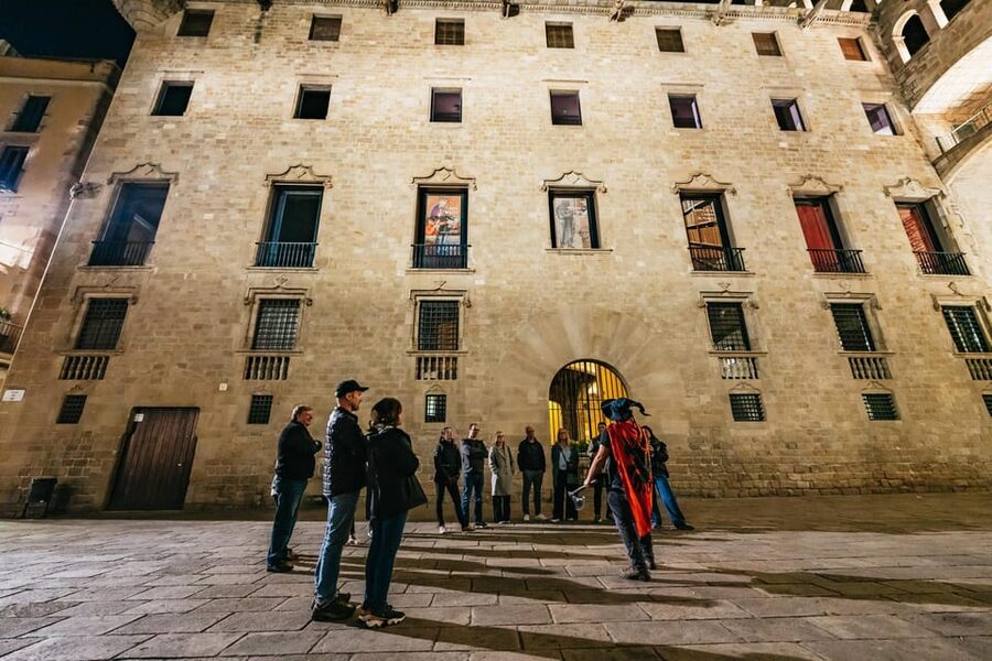 Barcelona: Gothic Quarter Ghosts and Legends Walking Tour - How strong is the ghost element?