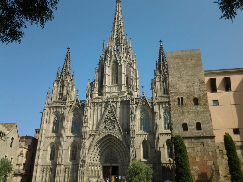 Barcelona: Gothic Quarter Legends Walking Tour with Tapas - Starting beside Barcelona Cathedral