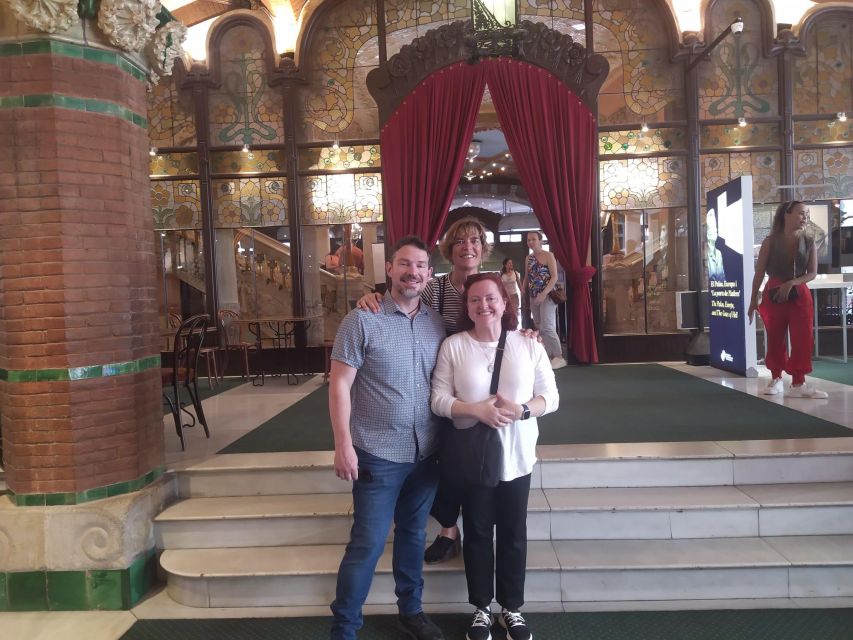 Barcelona: Gothic Quarter Legends Walking Tour with Tapas - Following Barcino through the Gothic Quarter