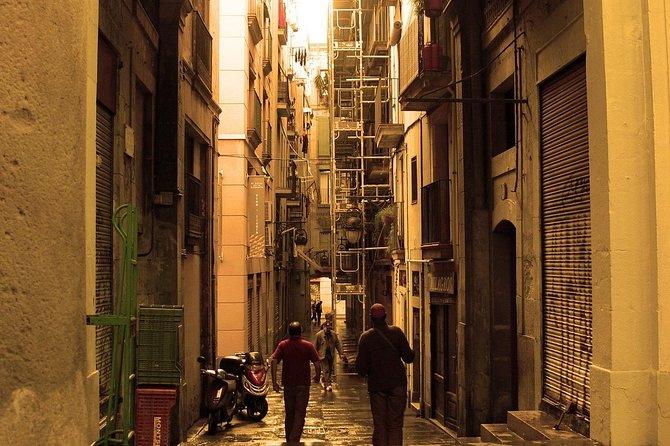 Barcelona Gothic Quarter's Deepest Secrets & Sangria - Why this Gothic Quarter walk is more than a monument checklist