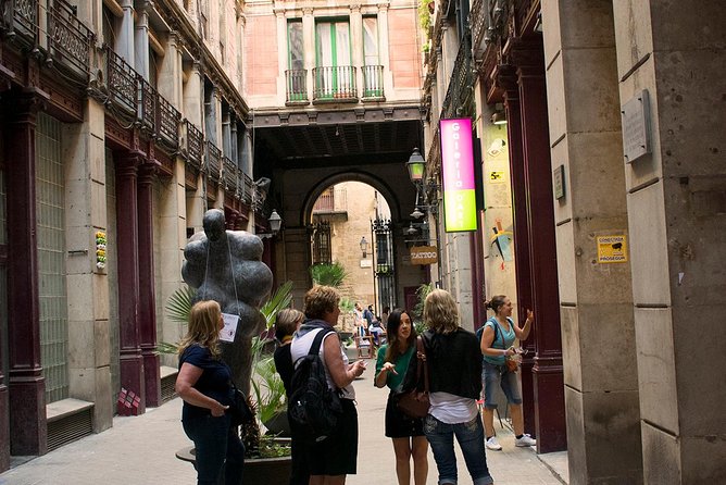 Barcelona Gothic Quarter's Deepest Secrets & Sangria - Las Ramblas, Carrer Petritxol, and the sweet side of town