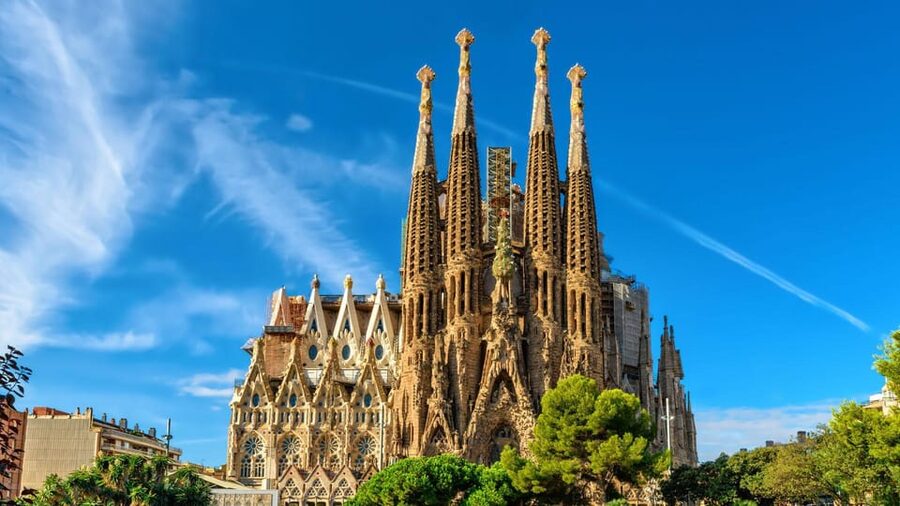 Barcelona: Gothic Quarter & Sagrada Familia Area Segway Tour - Who should book this Barcelona ride?