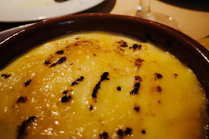 Barcelona Gothic Quarter VIP Tapas & Wine Tour - Friday through Sunday: an old cellar bar on Carrer d’en Gignàs