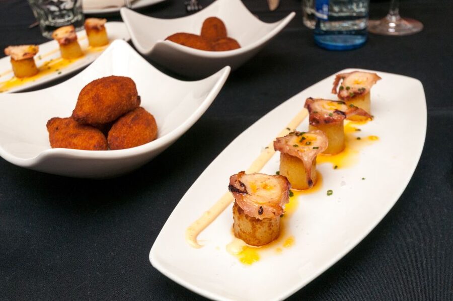 Barcelona Gourmet Food & Wine Tour with Local Expert - Timing, walking, and practical expectations