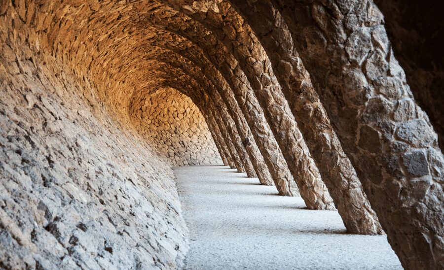 Barcelona: Guell Park Small-Group Tour & Dragon Stairway - Key points about the Park Güell tour