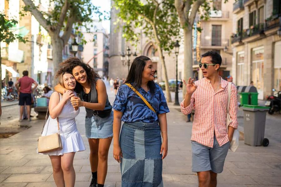 Barcelona: Guided Walking Tour - The Kiss of Freedom and Barcelona’s public stories