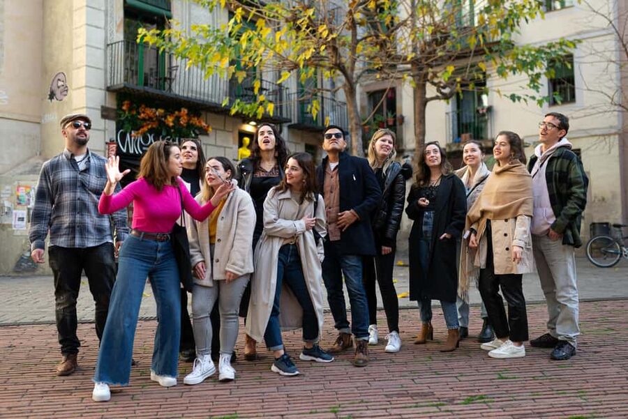 Barcelona: Guided Walking Tour - Bishop’s Bridge, the Gothic Quarter’s familiar photo stop