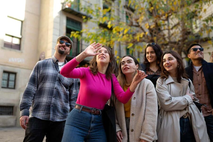 Barcelona: Guided Walking Tour - Plaça de l’Àngel and the move toward El Born