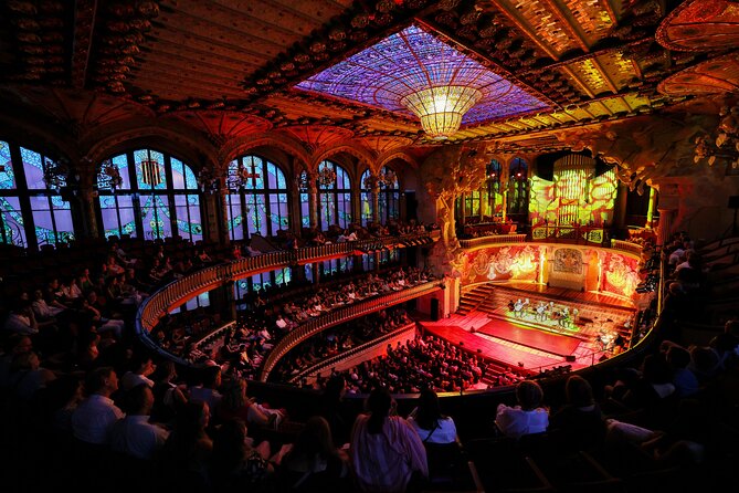 Barcelona Guitar Trio & Dance at the Palau de la Musica - Why the acoustics and atmosphere matter