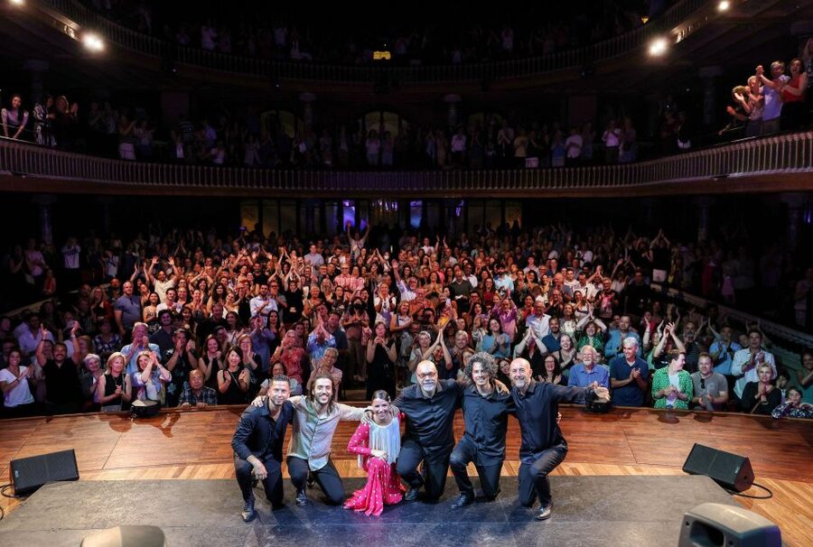 Barcelona: Guitar Trio & Dance @ Palau de la Música - Platea, first floor, and second-floor seating