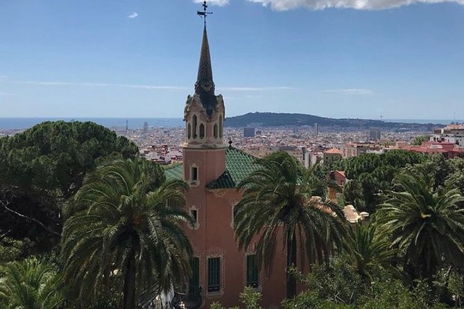 Barcelona Half-Day Sightseeing Private Tour - The Gothic Quarter, one hour among old stones