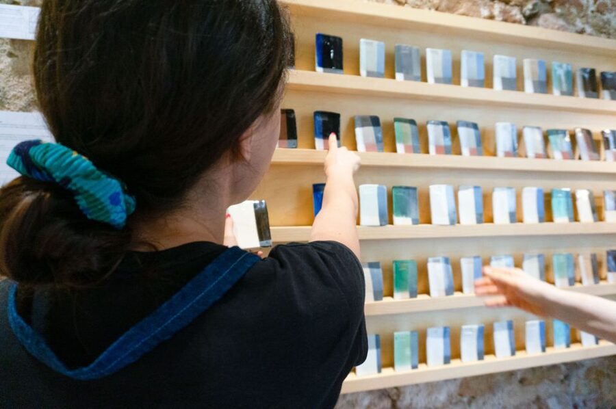 Barcelona: Handmade Ceramic Tiles Workshop - Entering Taller Gingell in Poble Sec
