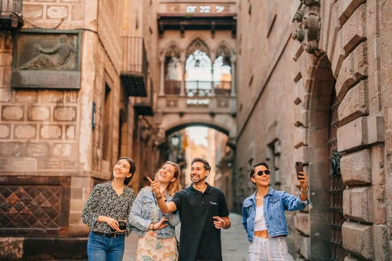 Barcelona: Helicopter Flight, Boat Ride, and Walking Tour - Key Points to Know Before Booking