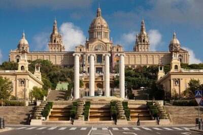 Barcelona Highlights Guided Tour with Monjuic Cable Car