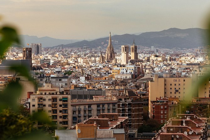 Barcelona Highlights & Hidden Gems Private Tour - Plaça Reial, arcades, and an easy pause