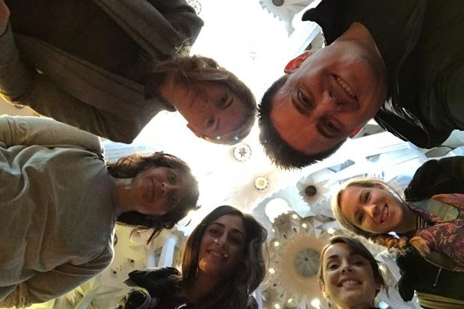 Barcelona: Highlights of Sagrada Familia Max 6 People Guided Tour - Who should book this Sagrada Familia tour?