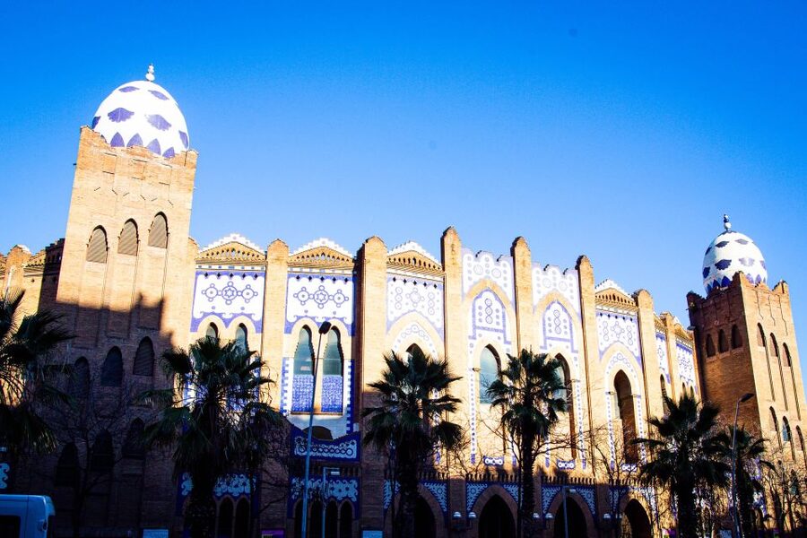 Barcelona Highlights: The Best of Gaudi On Segway - What the Private Format Adds