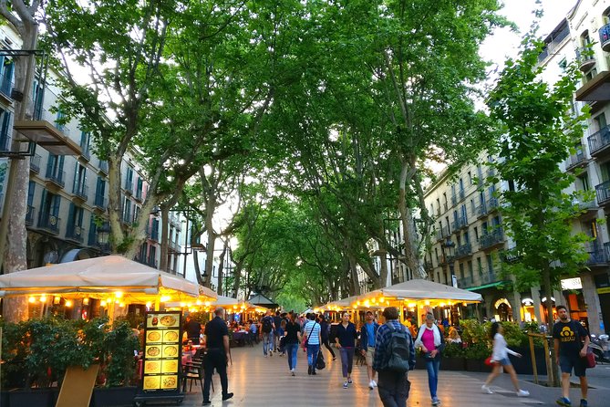 Barcelona Highlights with a Local Friend - Port Vell and Ciutadella Park